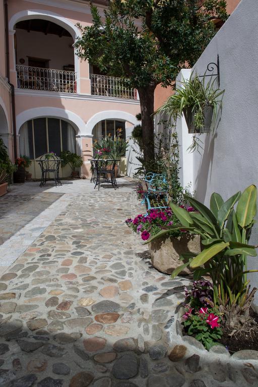 B&B Casa Licheri San Vito  Buitenkant foto