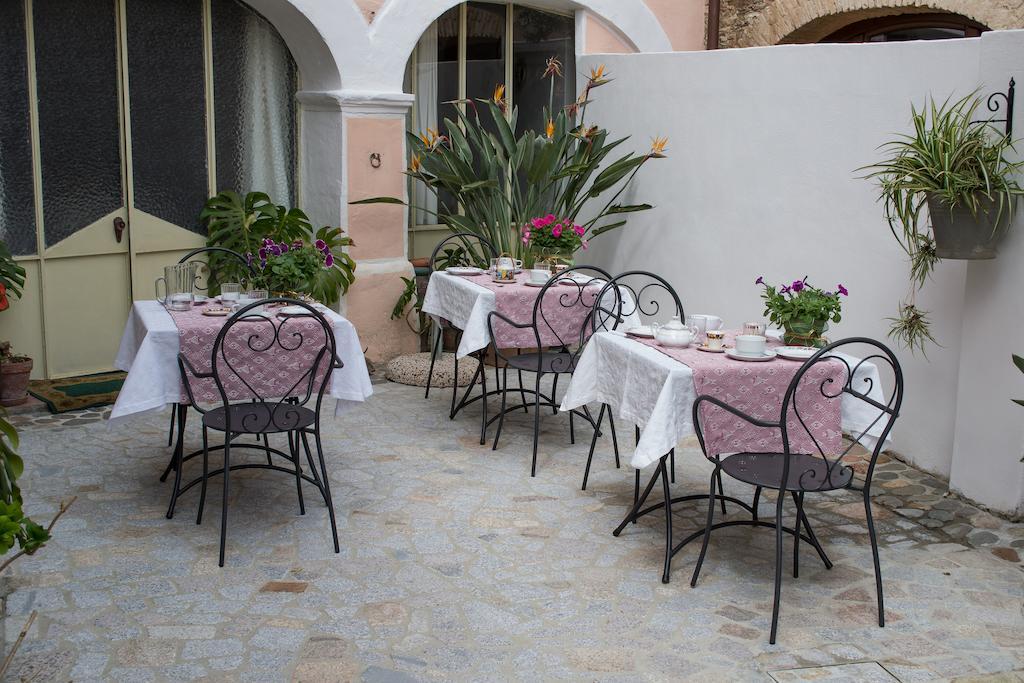 B&B Casa Licheri San Vito  Buitenkant foto